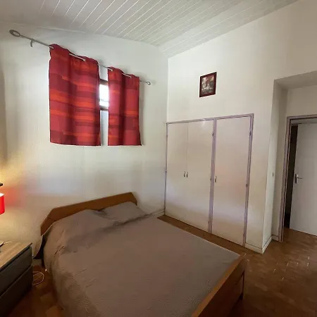 Jolie 3 Pieces Avec Veranda, Terrasse, Parking Securise Et Animaux Admis A Saint-cyprien - Fr-1-106-68 Villa Saint-Cyprien (Pyrenees-Orientales)